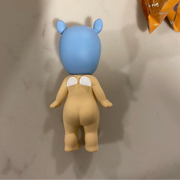 Authentic Rhinoceros Sonny Angel - Animal 3 Series - Picture 2 of 5